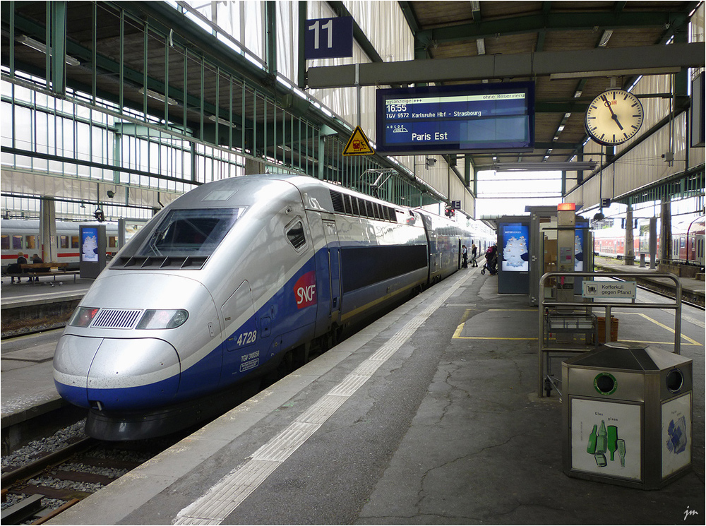 Stuttgart Hbf - Gleis 11