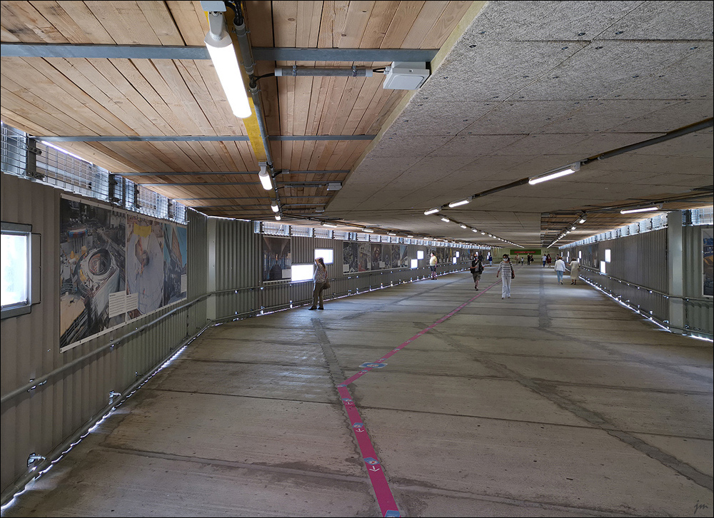 Stuttgart Hbf - Übergang zu den Gleisen