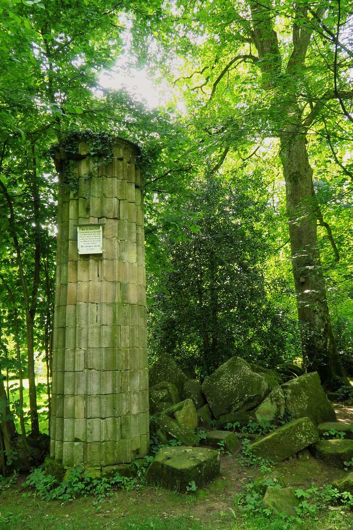 Stuttgart Hohenheim, Säulen des Jupiter