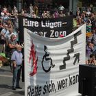 Stuttgart K21 - Bürger auf dem Marktplatz Plakat .AKTUELL 29.7.11 12:17h +3Fotos