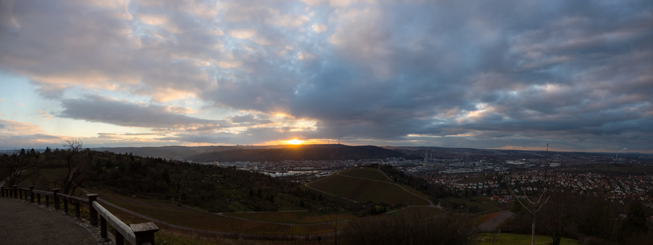 Stuttgart mit Sonnenuntergang