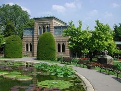 Stuttgart Natural Museum / Byzantine stylish palais