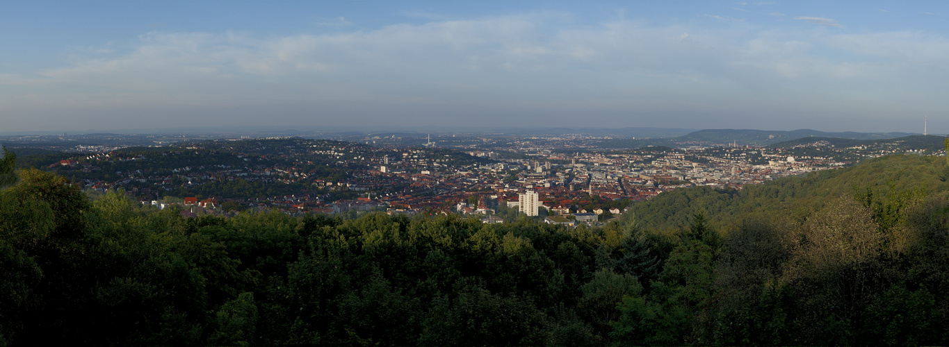 Stuttgart. Sicht aus der Hügel BirkenKopf_1