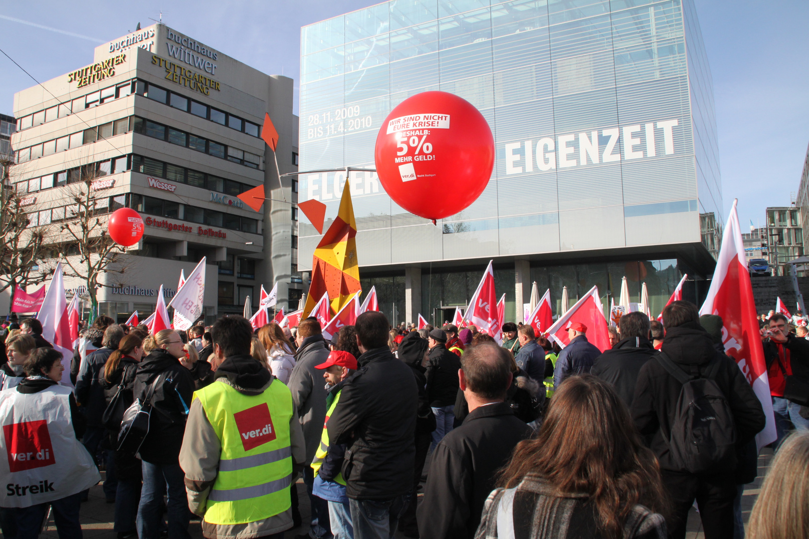 Stuttgart VERDI-DEMO: KRISE versus EIGENZEIT