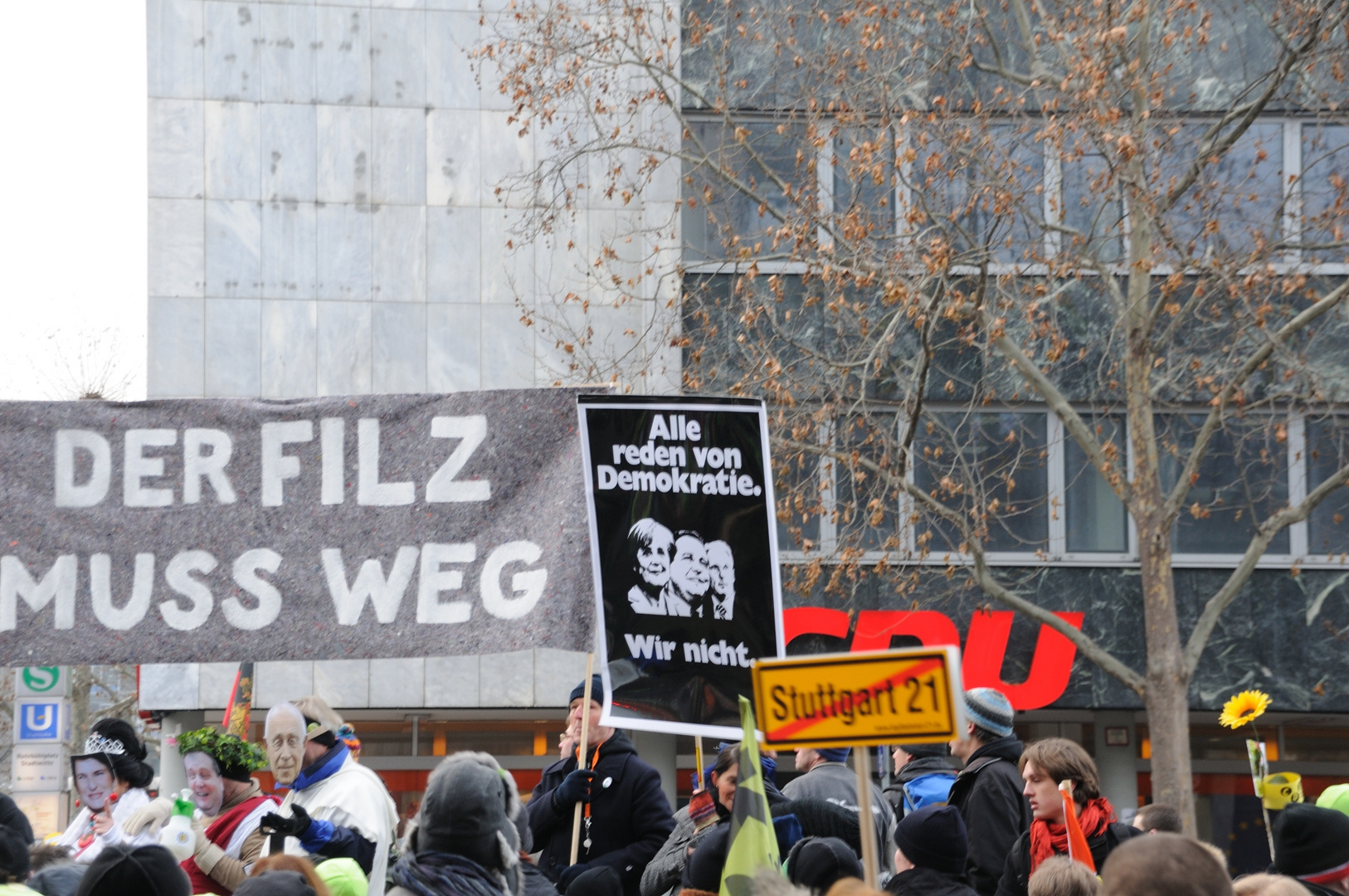 Stuttgarter Filz? - 1. S21-Großdemo 2011 am 29.1.