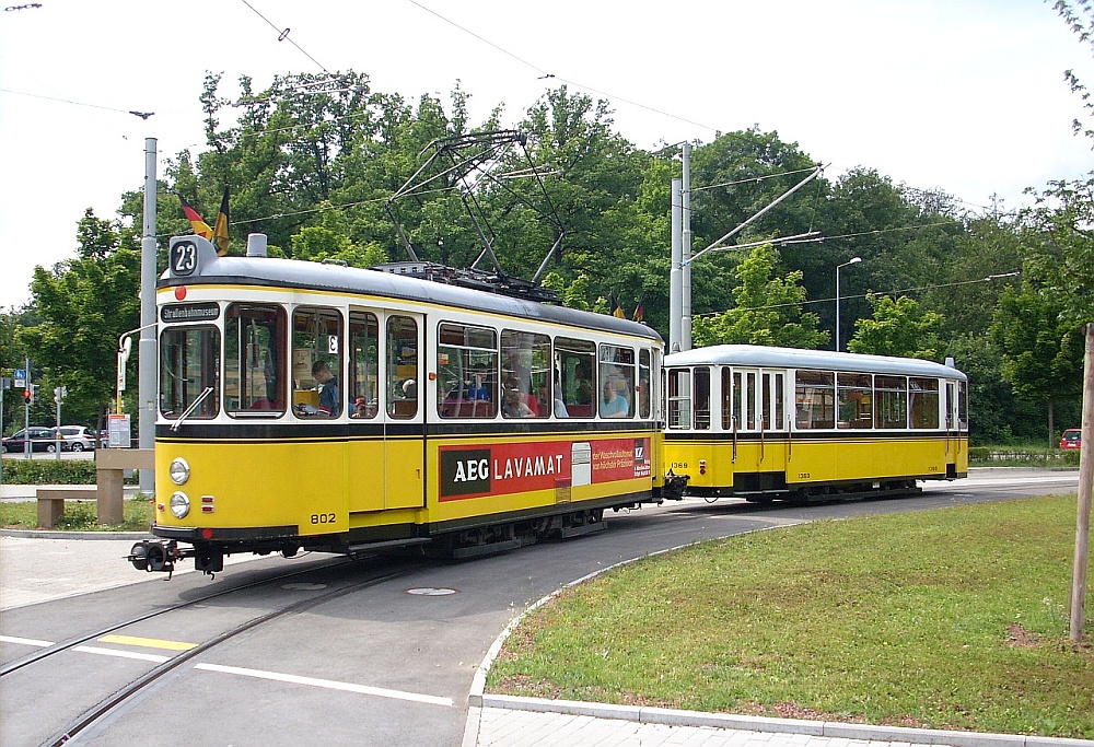 Stuttgarter historische Strassenbahn auf der Ruhbank Foto