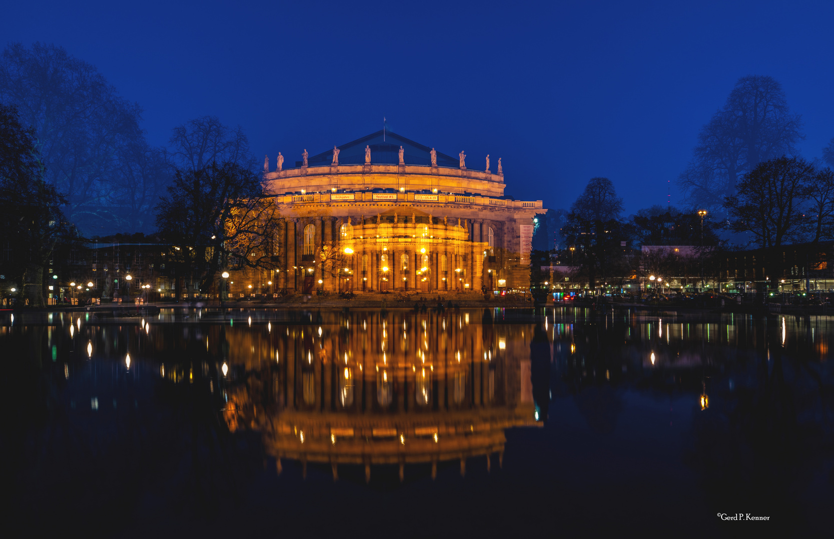 Stuttgarter Opernhaus - im Opernhaus