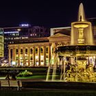 Stuttgarter Schlossplatz bei Nacht