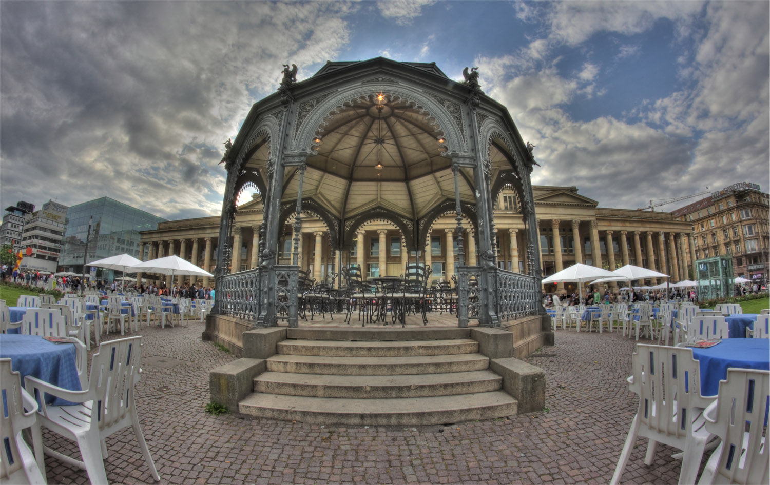 Stuttgarter Schloßplatz Pavillon