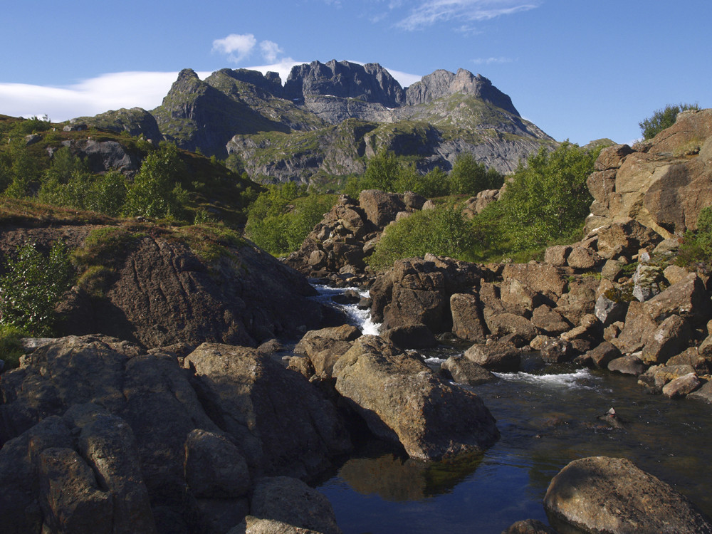 Støvla from South East