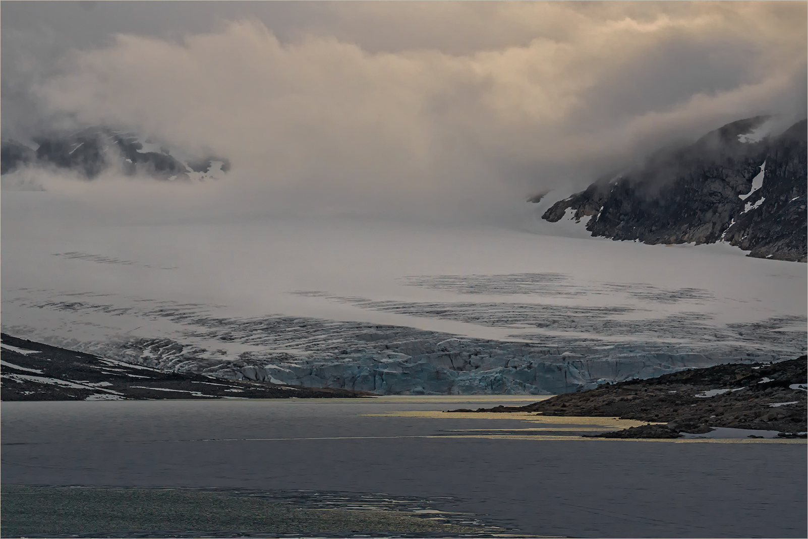 Styggevatnet und Austdalsbreen