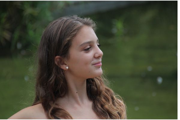 ...su tímida sonrisa...