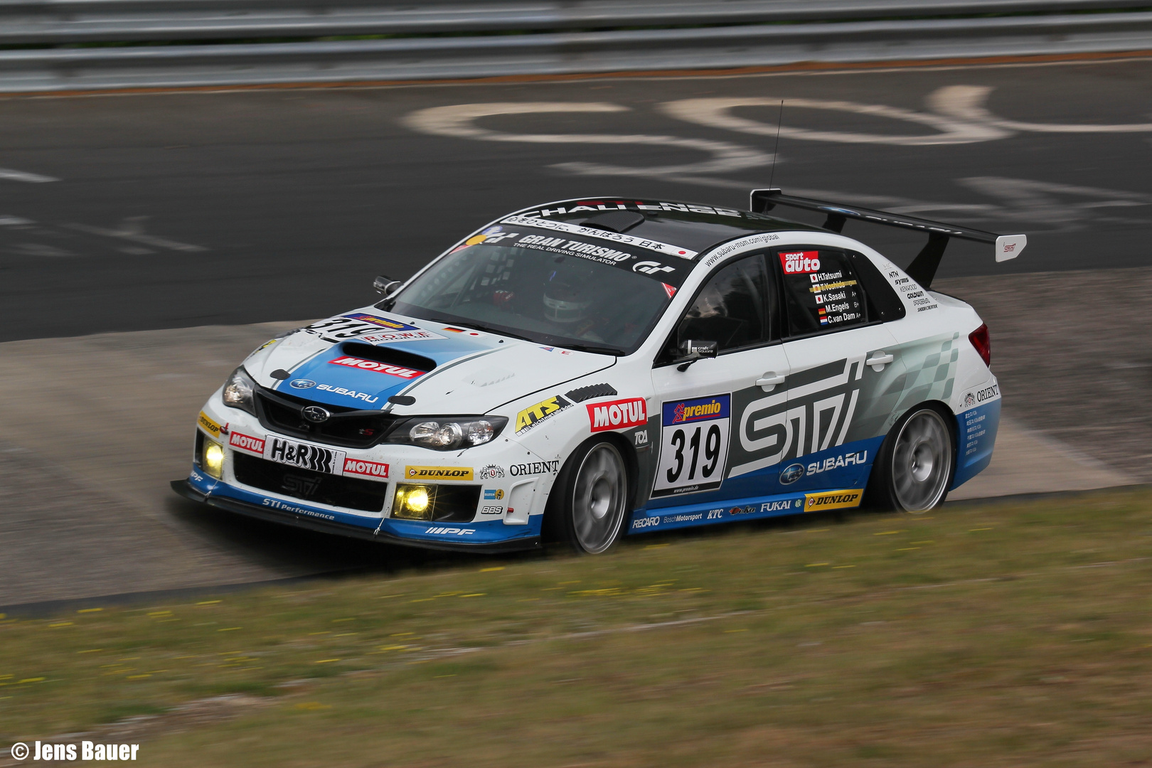 "SUBARU" VLN 2011