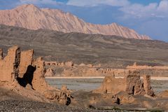 Subashi - versunkene buddhistische Klosterstadt