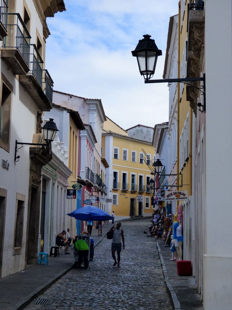 Subiendo la calle