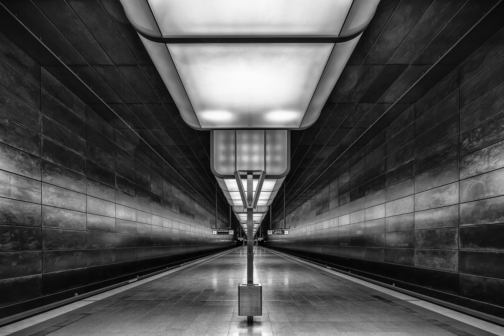 Subway B&W