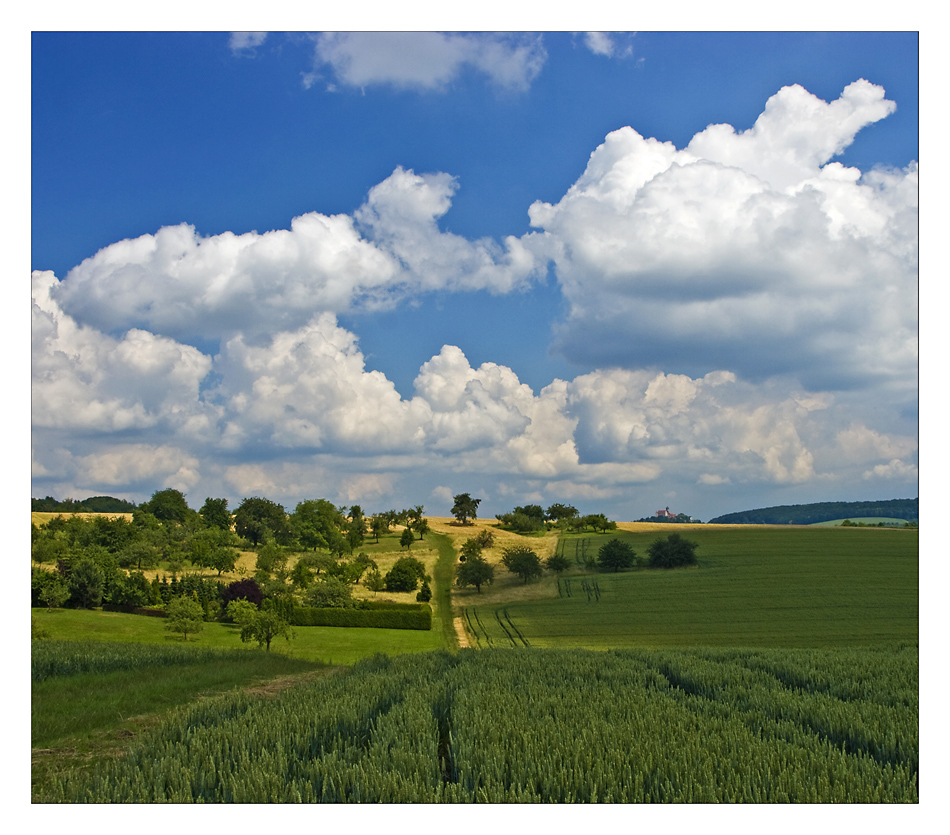 Suchbild mit irgendsoeiner Burg