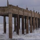 sudestada en el viejo muelle