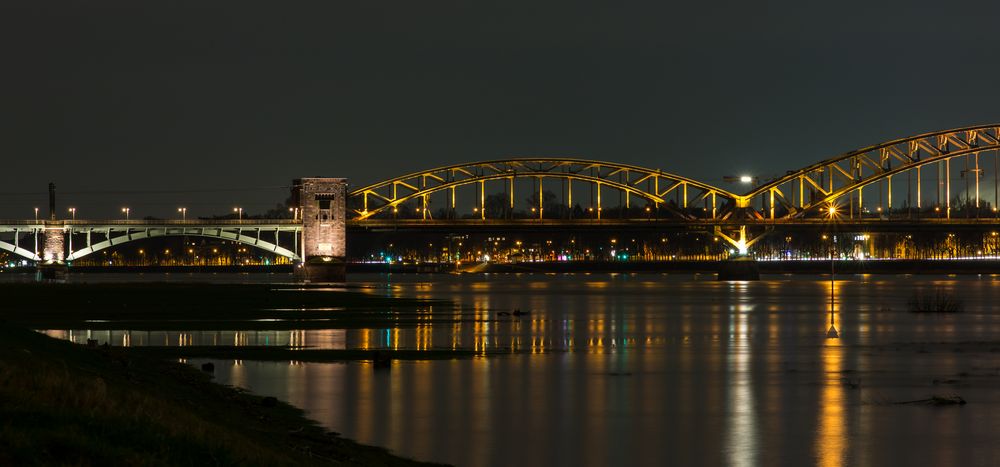 Südbrücke östliche Seite von Norden