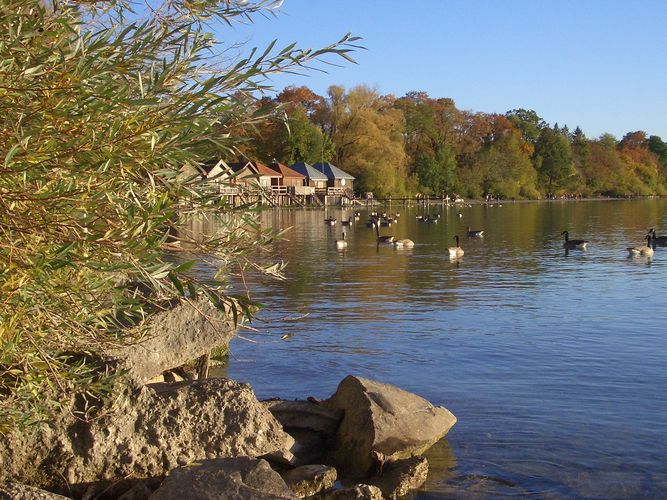 südlicher Herbstcharme im späten Oktober am Ammersee