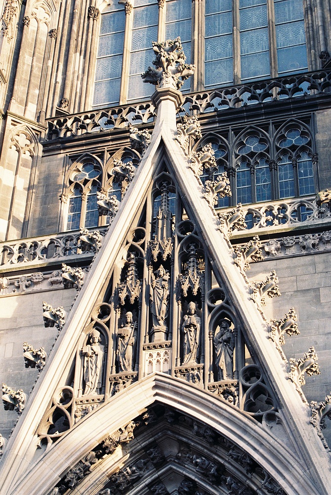 Südseite Kölner Dom (Hochformat)