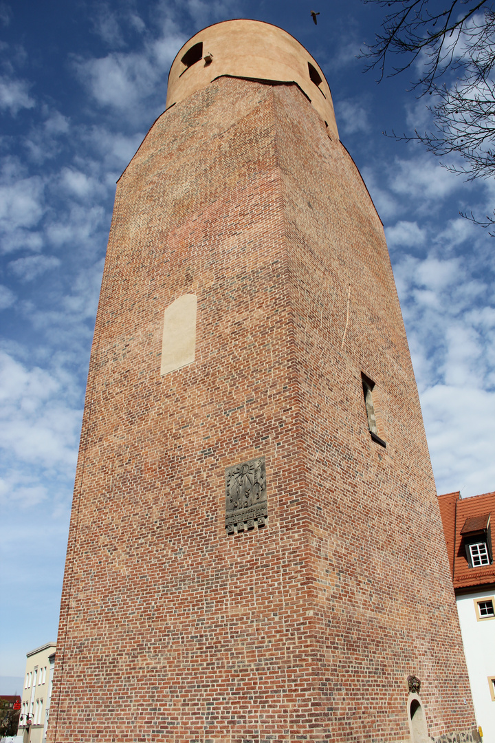 Südseite Lubwartturm Bad Liebenwerda mit Sonnenuhr