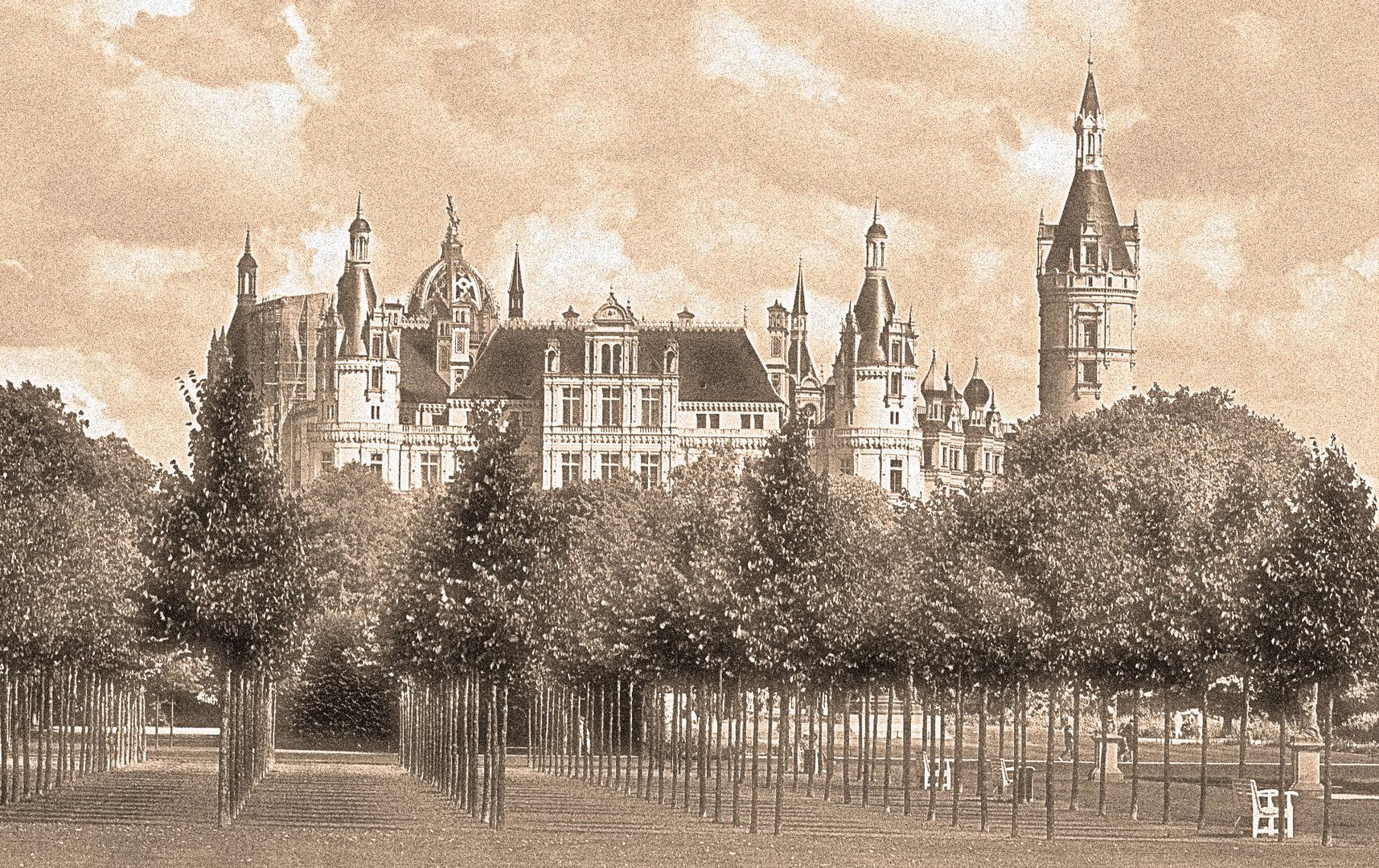 Südseite Schweriner Schloss 2013