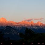 Südtirol: Alpenglühen im Rosengarten mit Vollmond