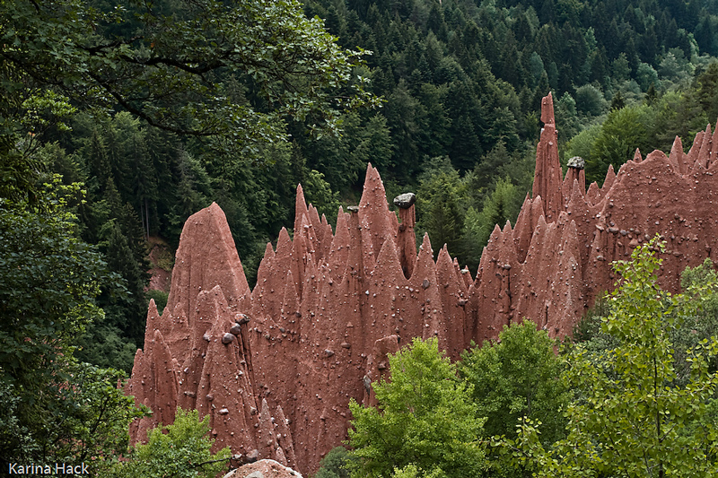 Suedtirol - Erdpyramiden in Oberritten