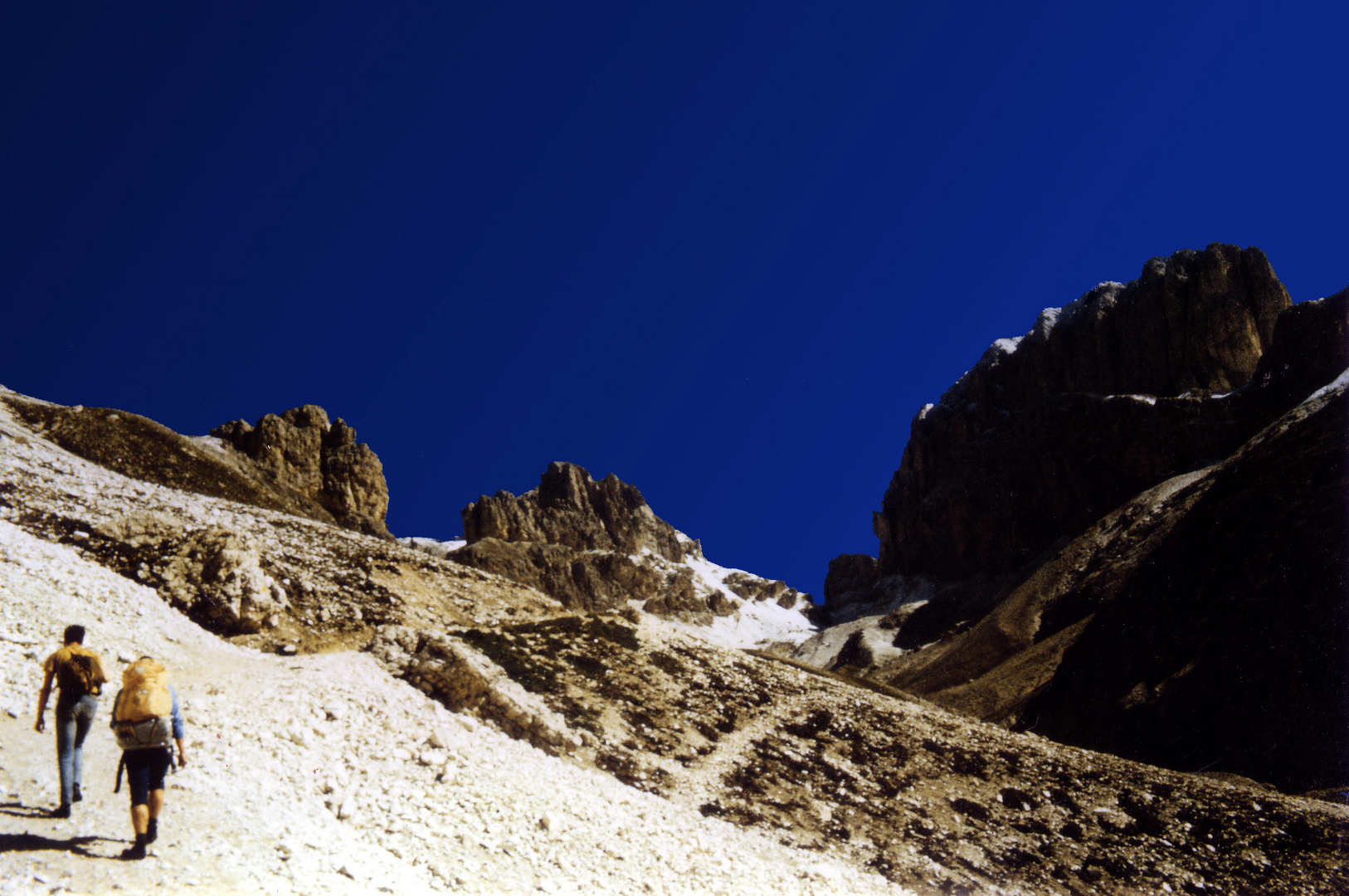 Südtirol: Kurz vor dem Grasleitenpass im Rosengarten …