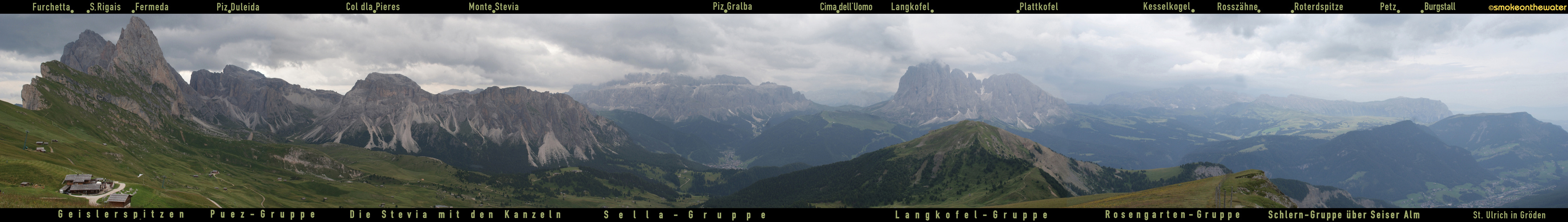 Südtirol: Panorama von der Seceda oberhalb des Grödnertals