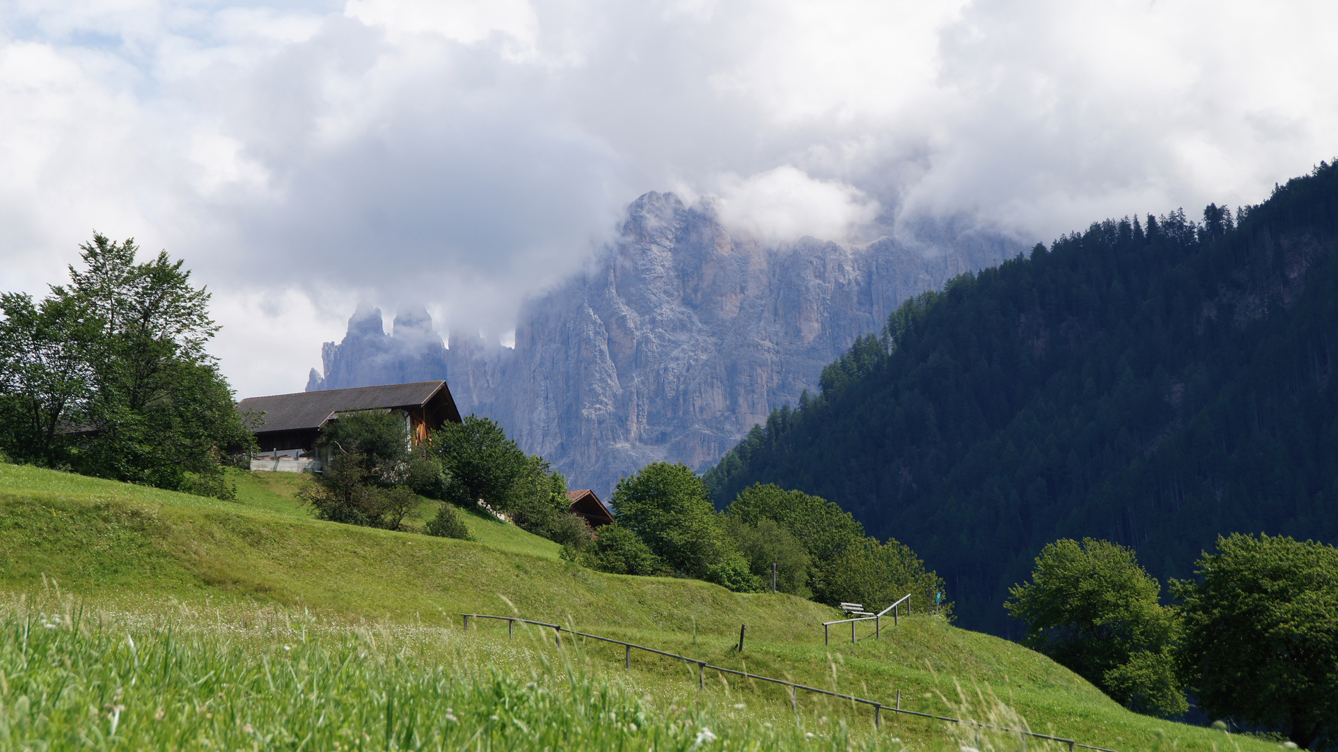 Südtiroler Bergeaussicht