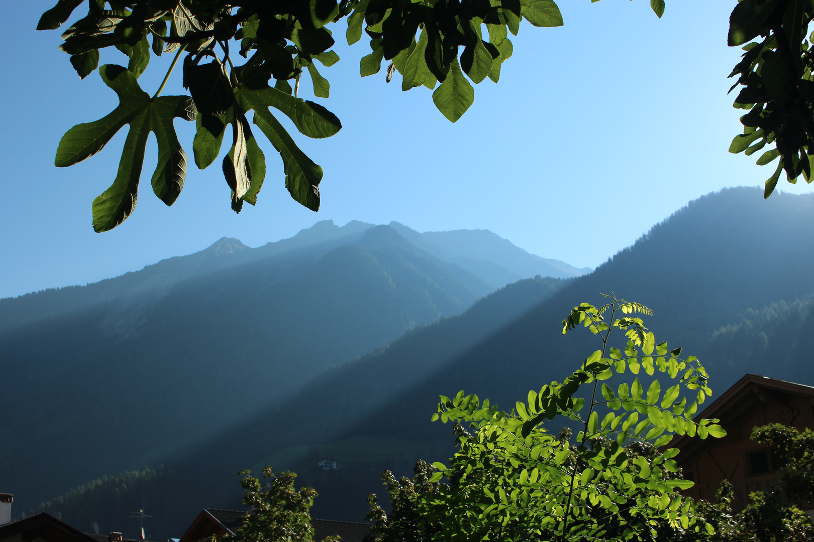 Südtiroler Sonnenaufgang