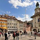 Südtirols Landeshauptstadt Bozen liegt zwischen den...