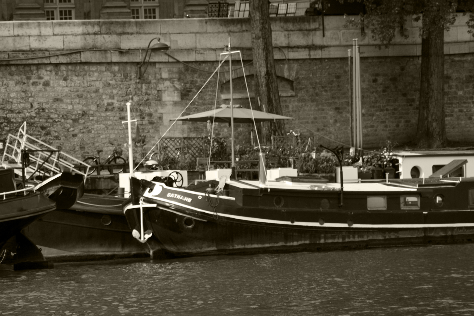 süße Boote in Paris