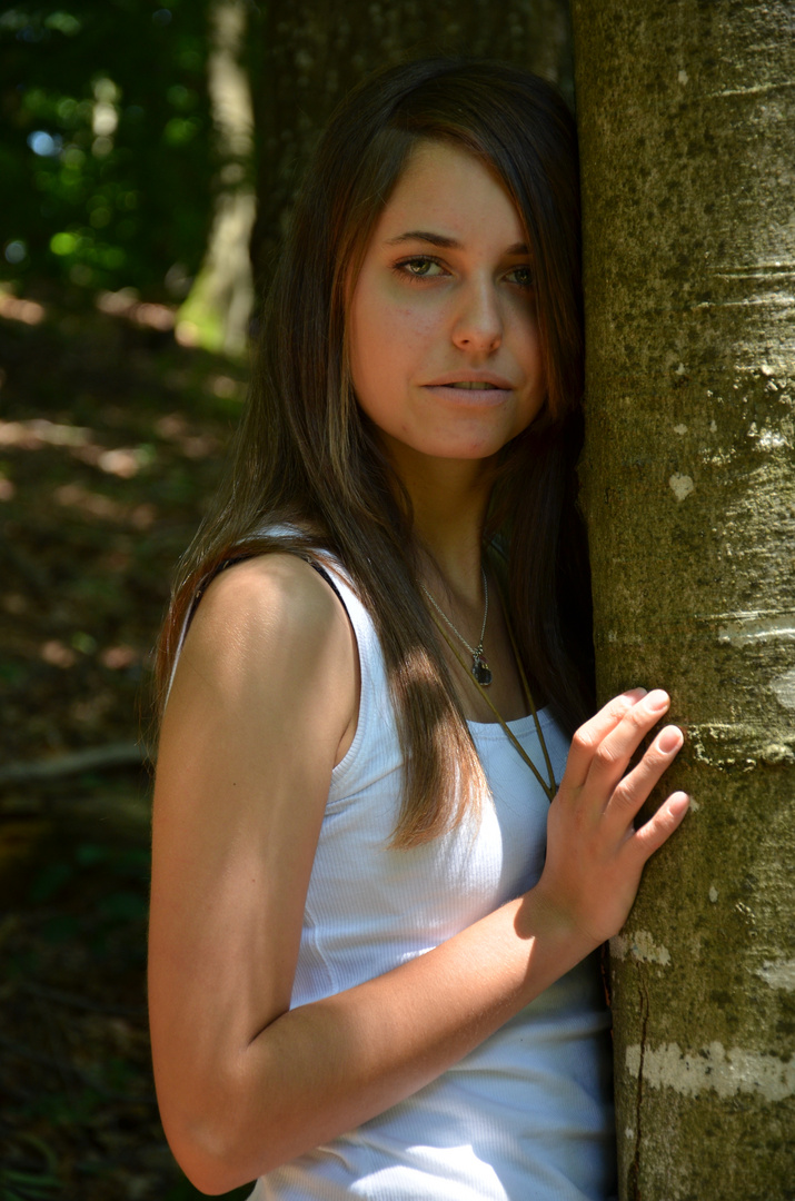 Süsse im Wald Foto &amp; Bild | jugendliche, outdoor, menschen Bilder auf ...