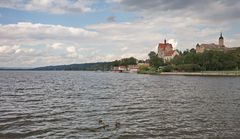 Süßer See mit Schloß - Freizeitparadies für Wassersportler im Mansfelder Land