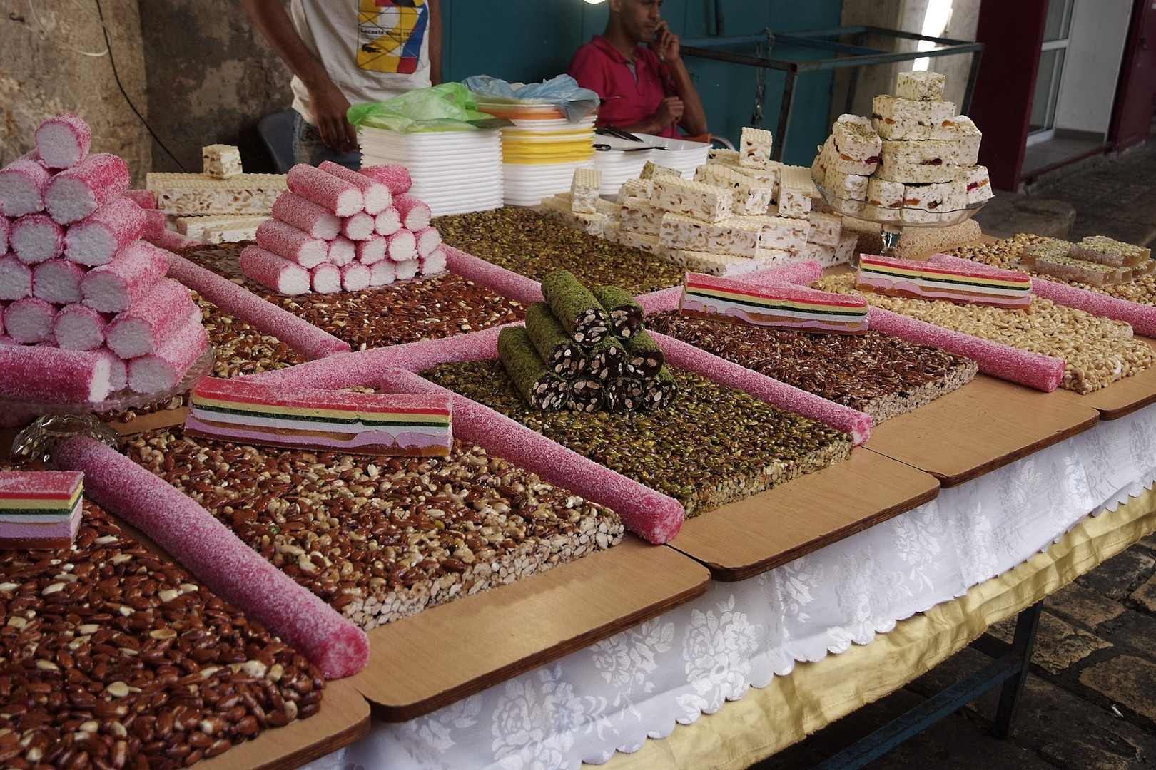 Süsses auf dem Markt in Akko (Israel)