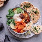 Süßkartoffelcurry mit Naan Brot