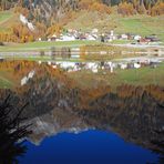 Sufers Spigelung im Stausee