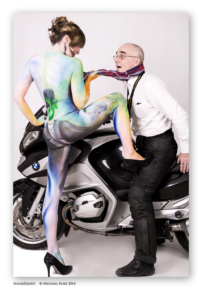 Sugar-Daddy (Bodypainting Live-Event mit Udo Schurr)