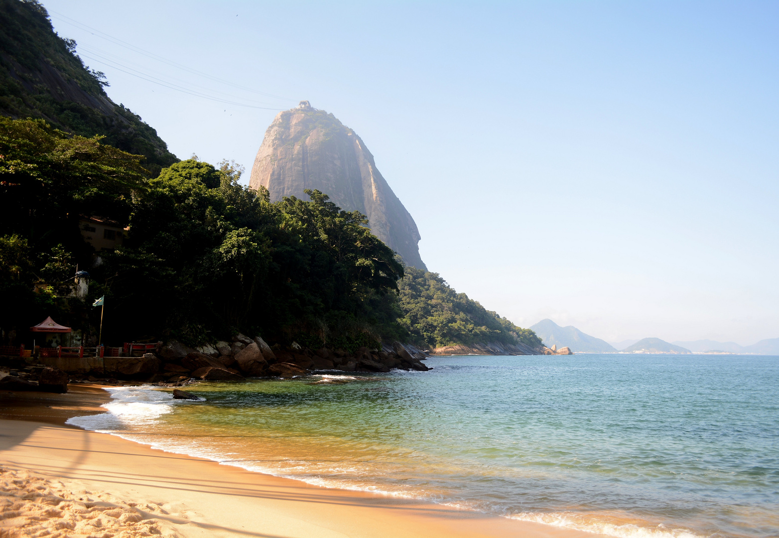 Sugar-Loaf-mountain-from-Praia-Vermelha