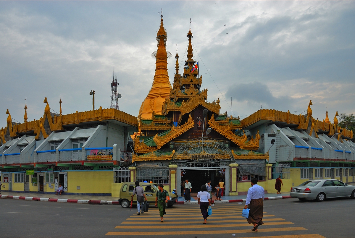 Sule Pagoda in Yangon