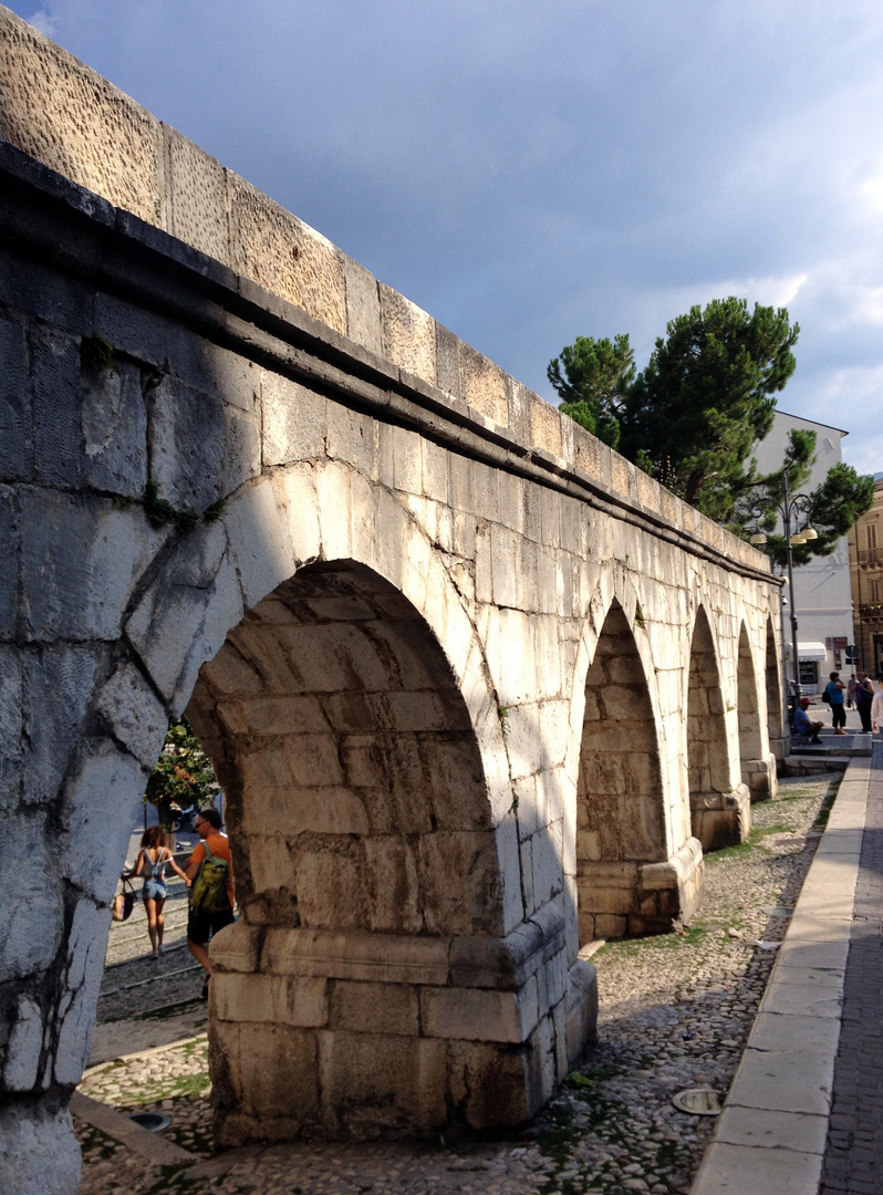 Sulmona. La citta' di Ovidio