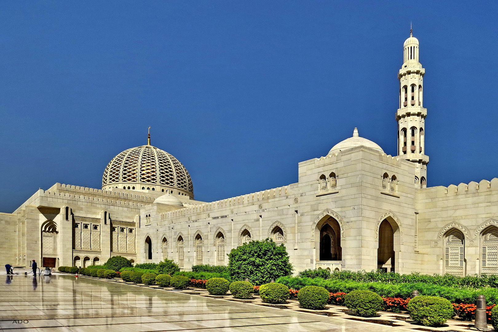 Sultan Qaboos Grand Mosque (2)