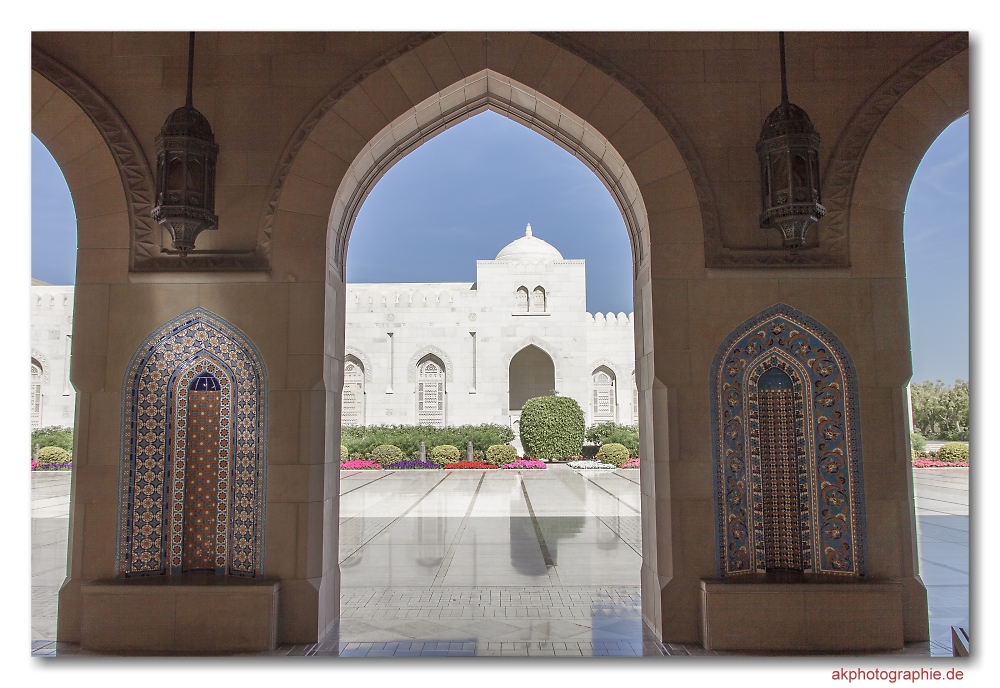 Sultan Qaboos Grand Mosque