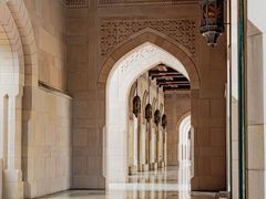 Sultan Qabos-Moschee Wandelgang
