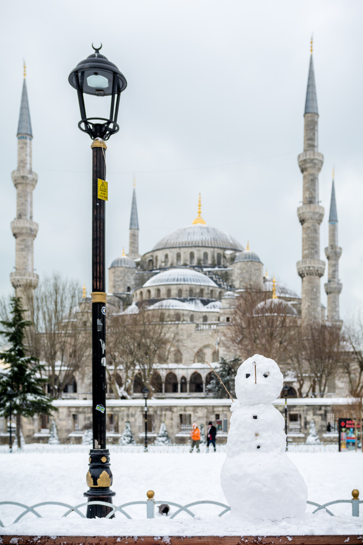 Sultanahmet mosque in Istanbul 