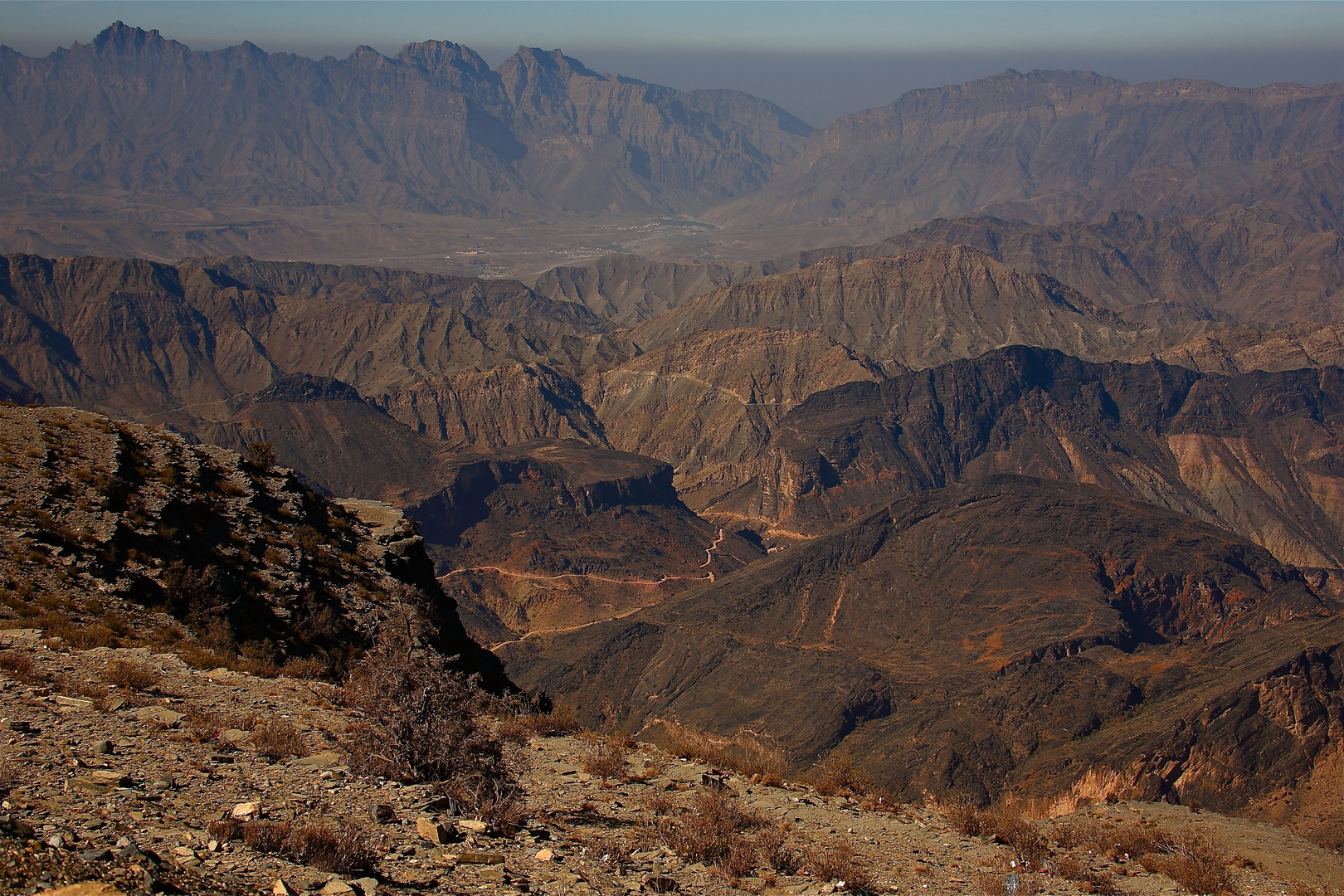 Sultanat d'Oman: quelques routes... pour le moins escarpées.