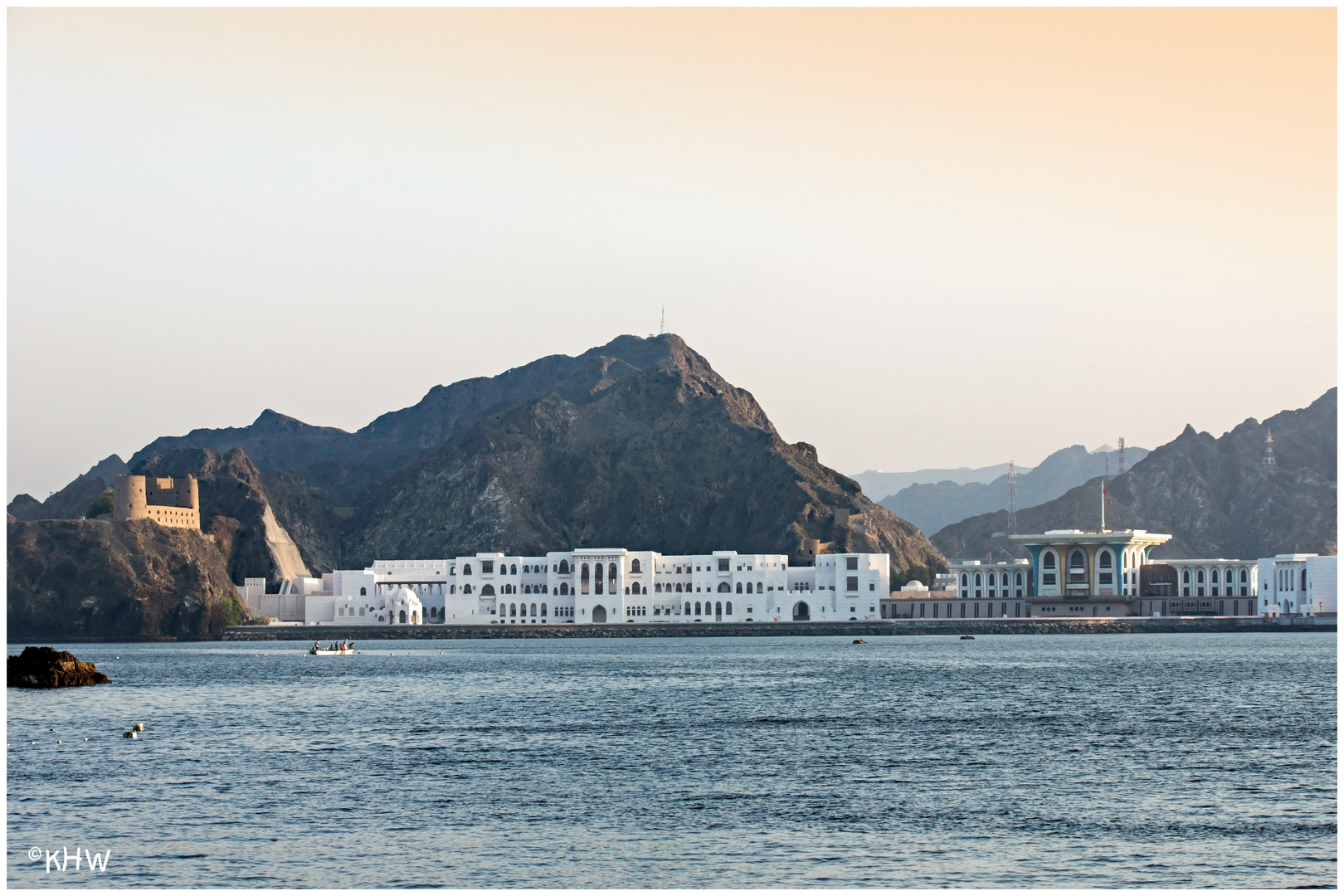 Sultanspalast Al Alam in Muscat (Oman) - Seeansicht